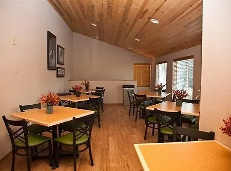 River House Inn, A Baymont By Wyndham 